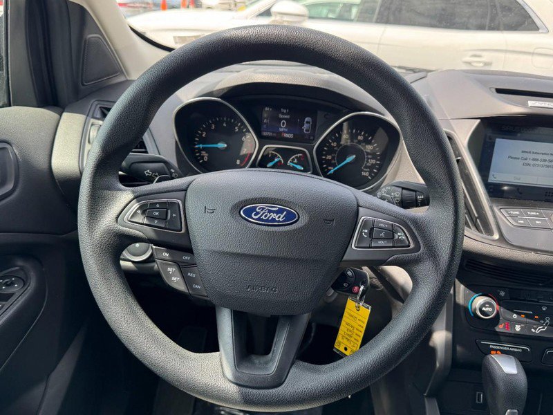 Used 2017 Ford Escape SE w/ Equipment Group 201A FWD image 10