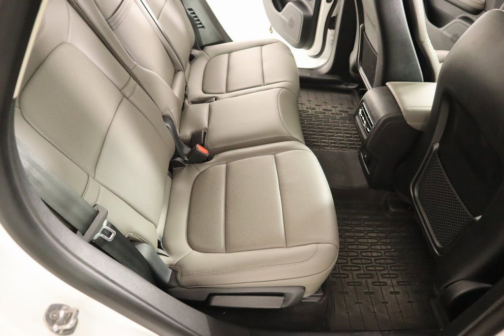 New 2025 Lincoln Corsair Grand Touring AWD/4WD image 15