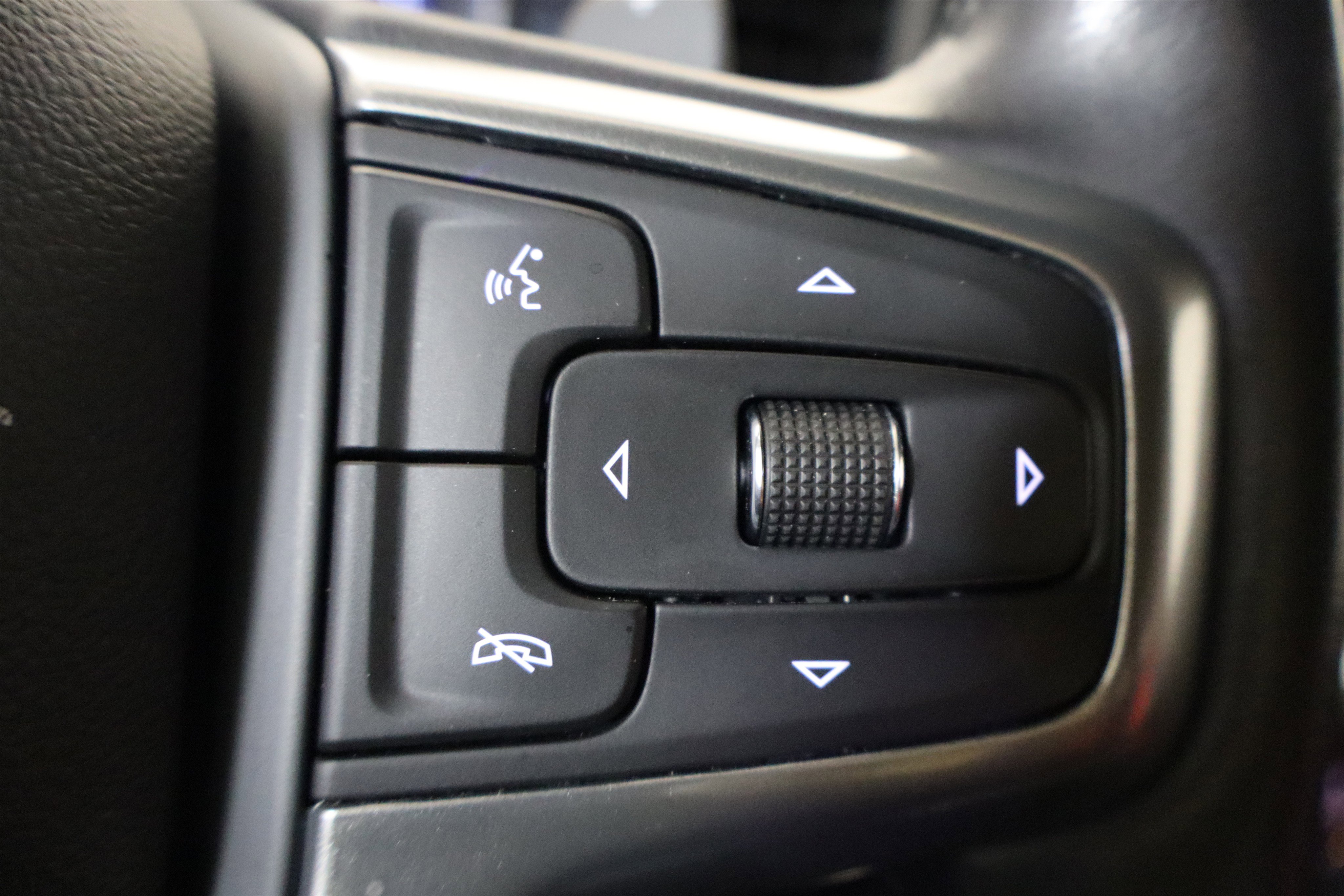 Used 2022 Chevrolet Silverado 1500 LT Trail Boss w/ Convenience Package II image 29