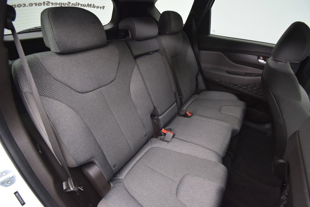 Used 2019 Hyundai Santa Fe SEL image 20
