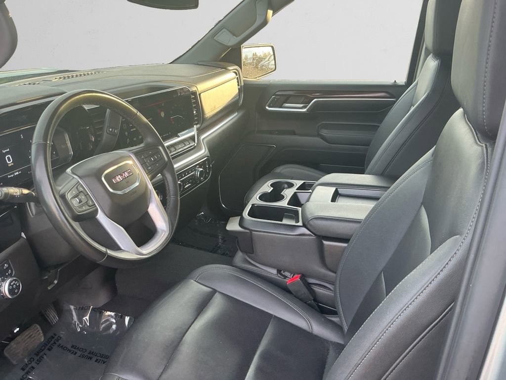 Used 2024 GMC Sierra 1500 SLT image 9