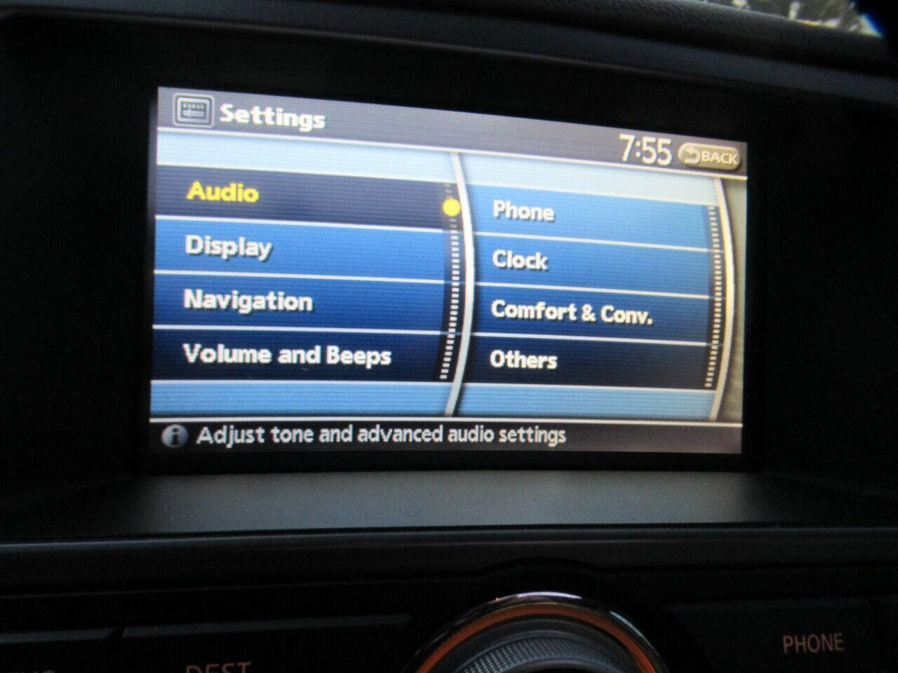 Used 2012 Nissan Armada Platinum image 25