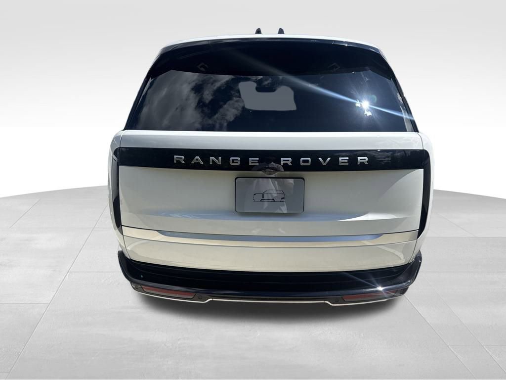 New 2025 Land Rover Range Rover Autobiography AWD/4WD image 8