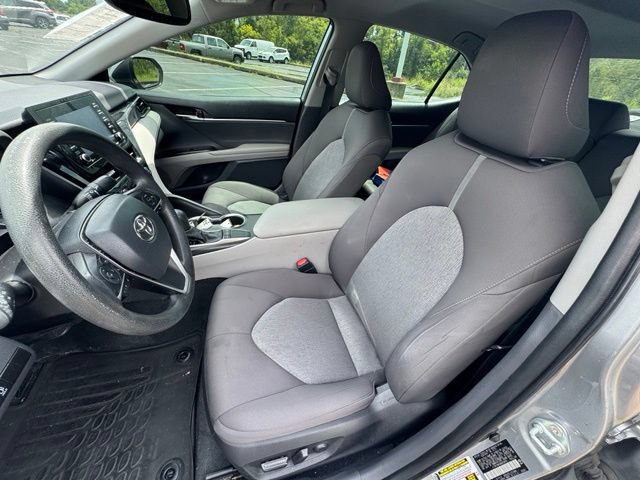 Used 2022 Toyota Camry LE w/ Convenience Package FWD image 13