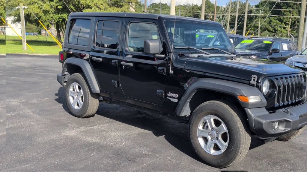 Used 2019 Jeep Wrangler Unlimited Sport S AWD/4WD image 2