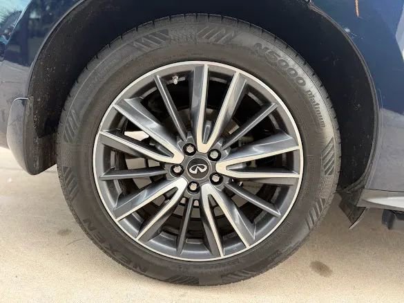 Used 2018 INFINITI QX60 FWD w/ Deluxe Technology Package image 21