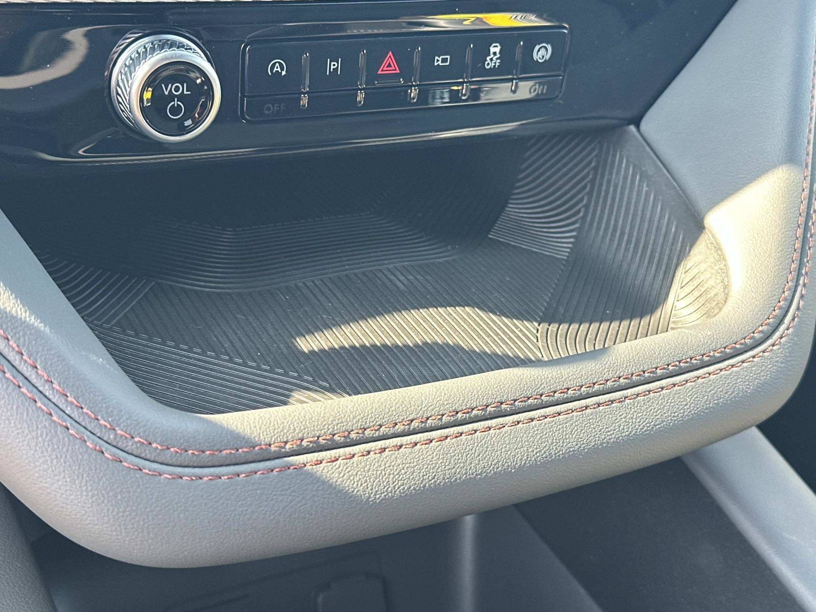 New 2027 Ford Explorer Active AWD/4WD image 11