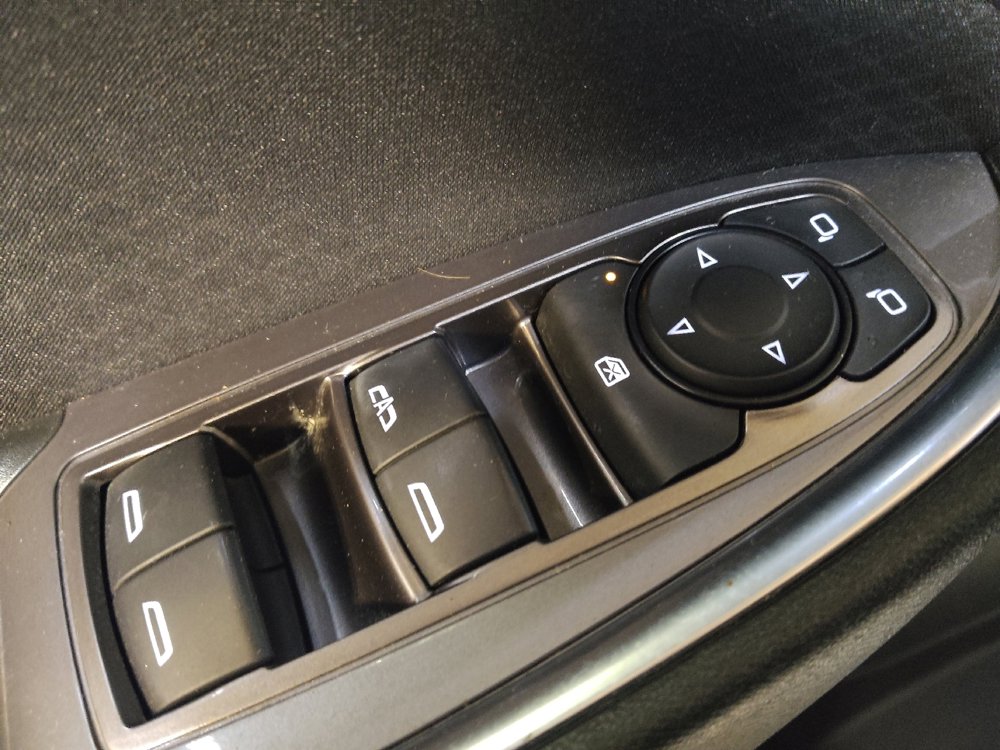 Used 2022 Chevrolet Malibu LT image 27