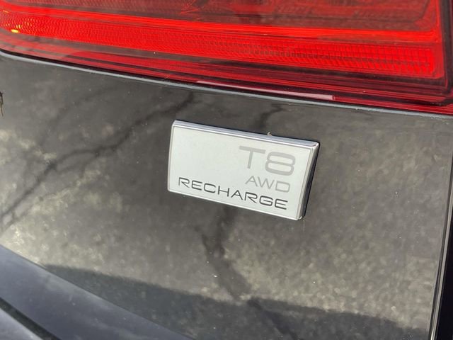 Used 2024 Volvo XC60 T8 Plus w/ Climate Package AWD/4WD image 15