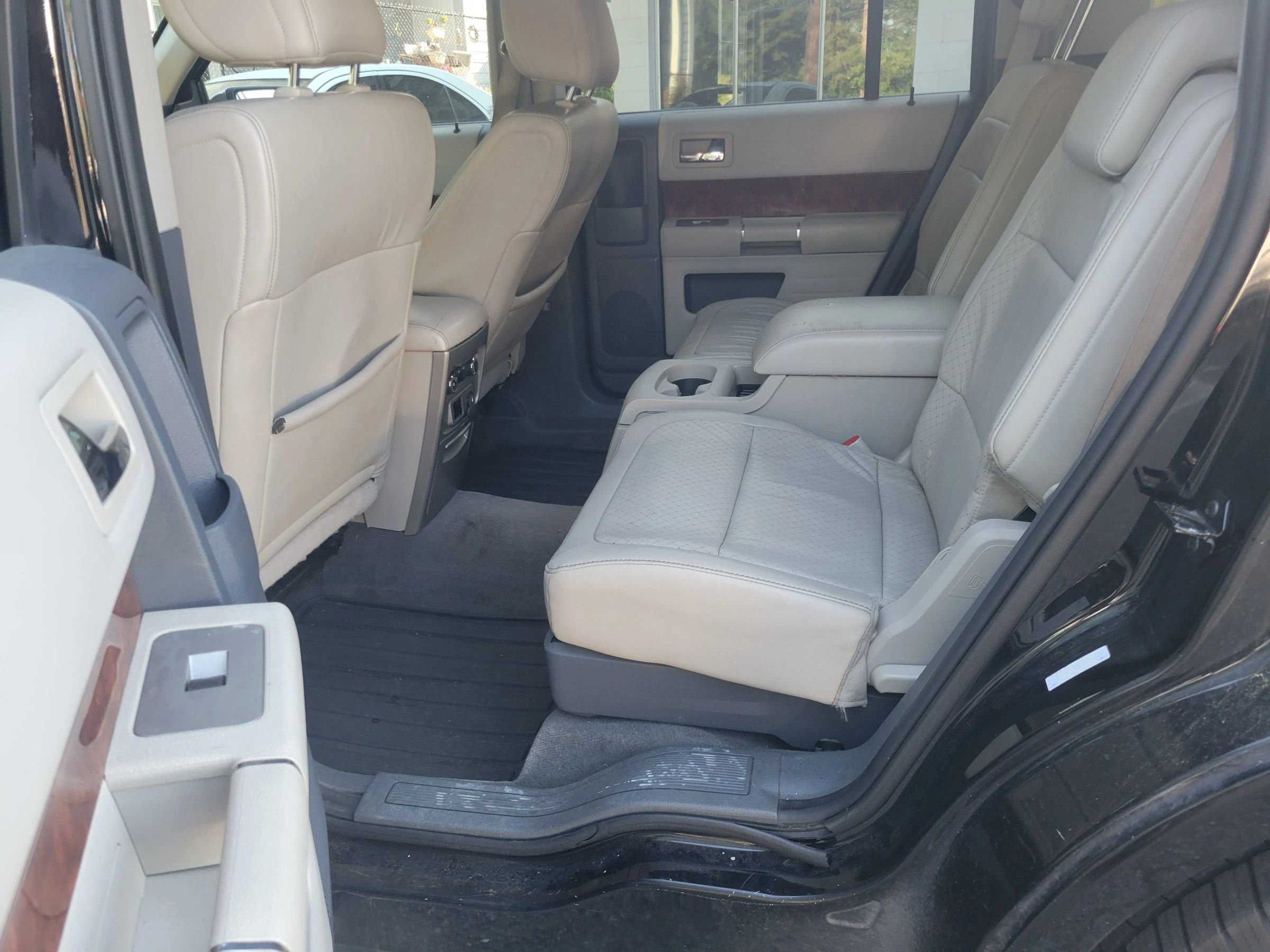 Used 2009 Ford Flex Limited FWD image 11