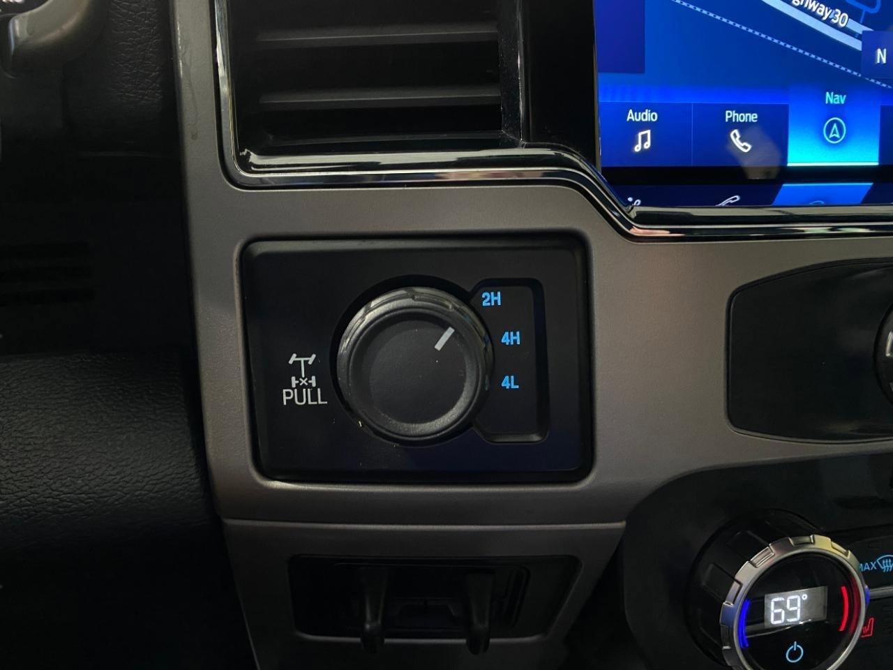 Used 2022 Ford F350 Lariat w/ Chrome Package AWD/4WD image 16