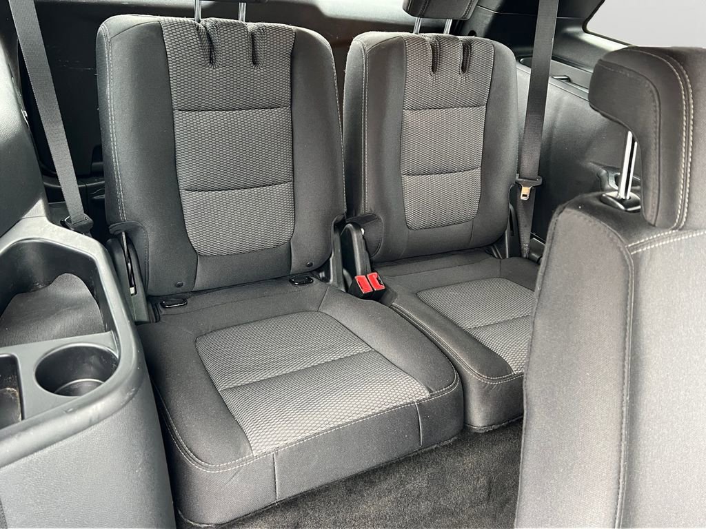 Used 2018 Ford Explorer XLT image 9