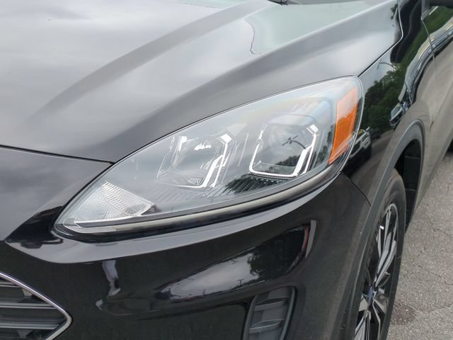 Used 2022 Ford Escape SE w/ SE Sport Appearance Package AWD/4WD image 9