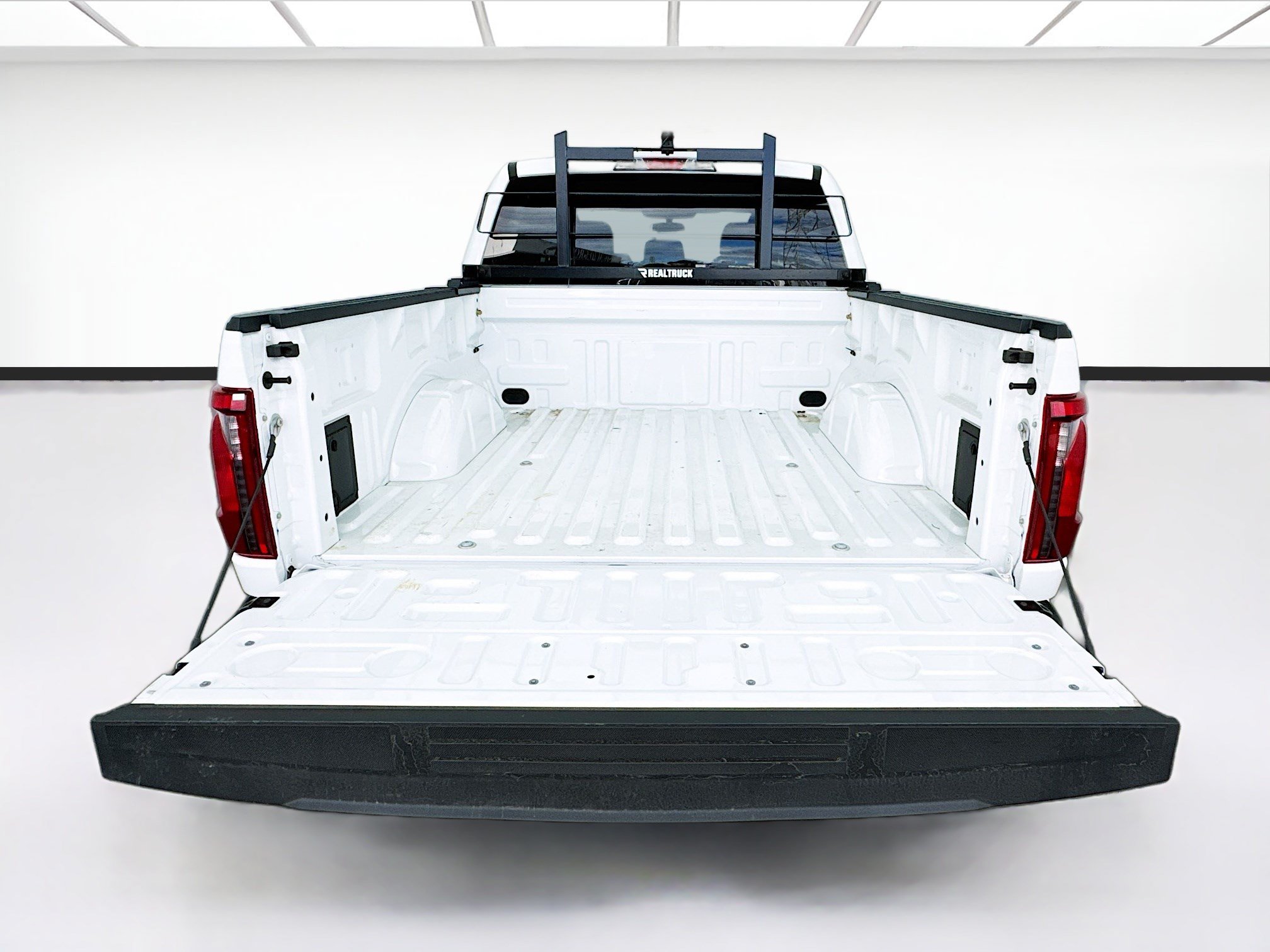 Used 2025 Ford F150 STX w/ Equipment Group 200A AWD/4WD image 17