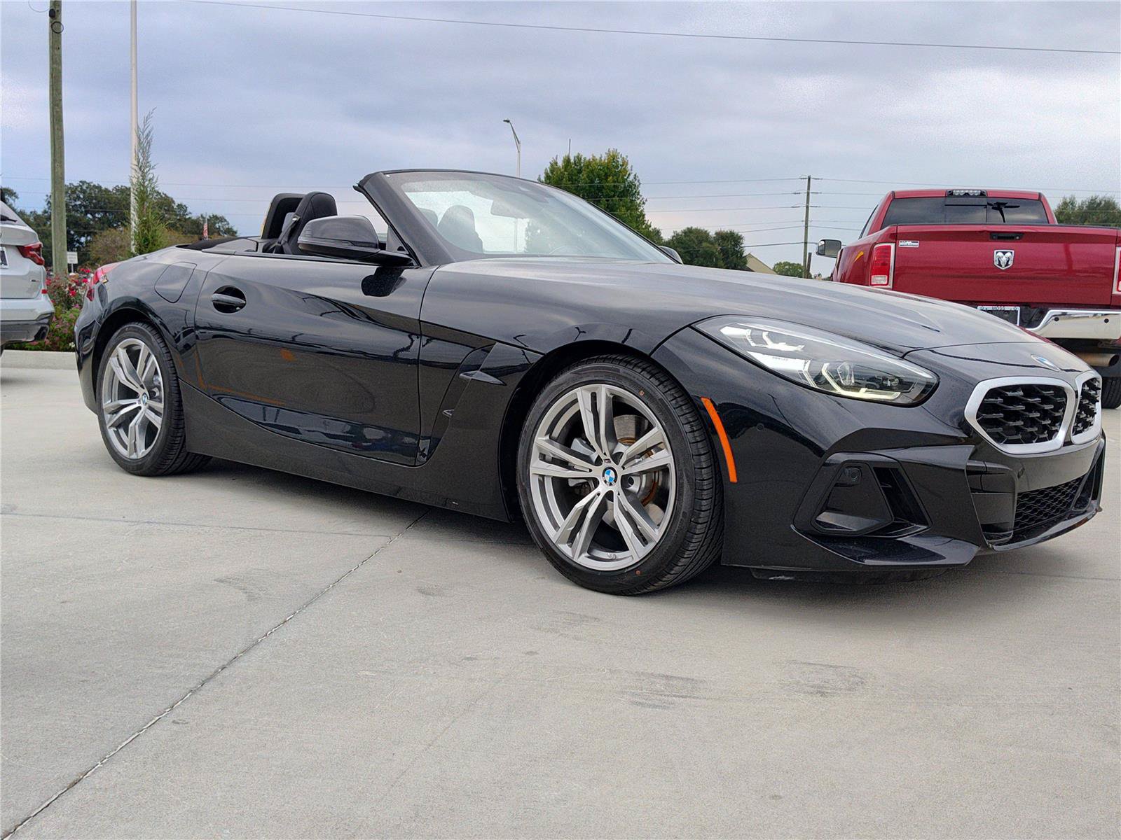 Certified 2025 BMW Z4 sDrive30i RWD image 10