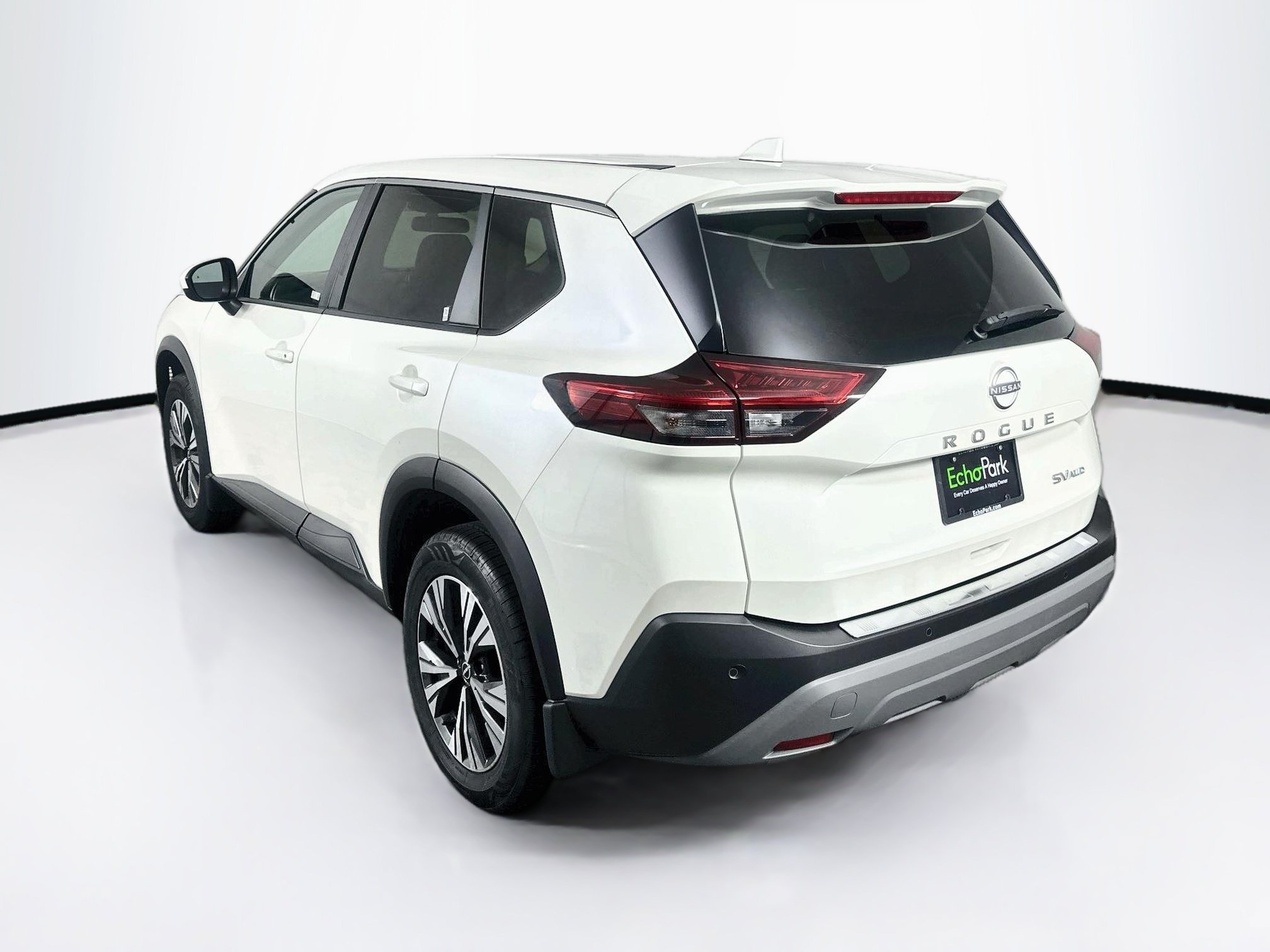 Used 2023 Nissan Rogue SV AWD/4WD image 5