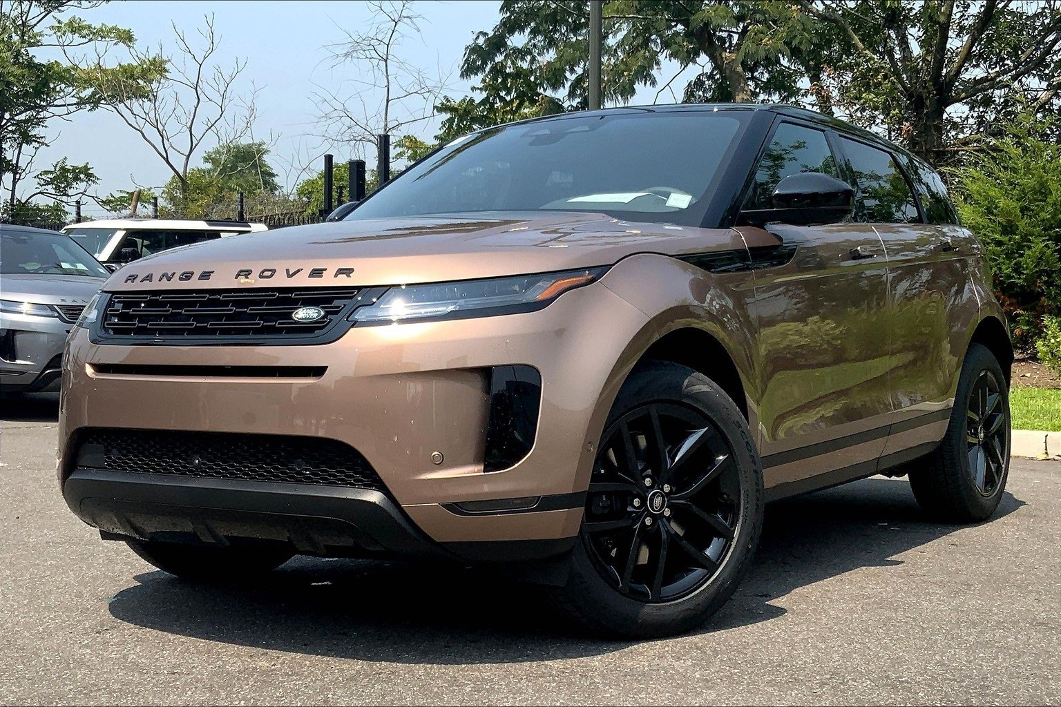 New 2026 Land Rover Range Rover Evoque S image 1
