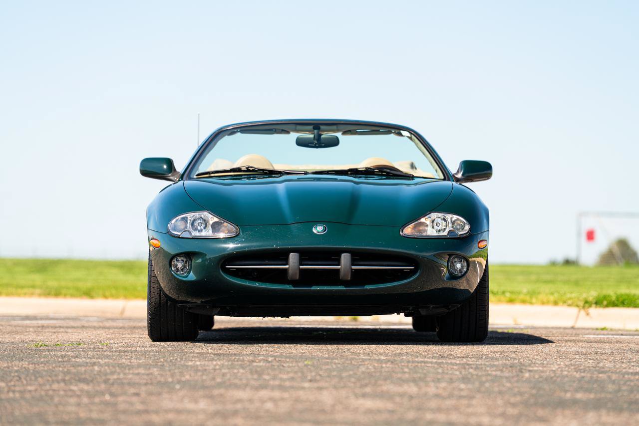 Used 1998 Jaguar XK8 Convertible RWD image 5