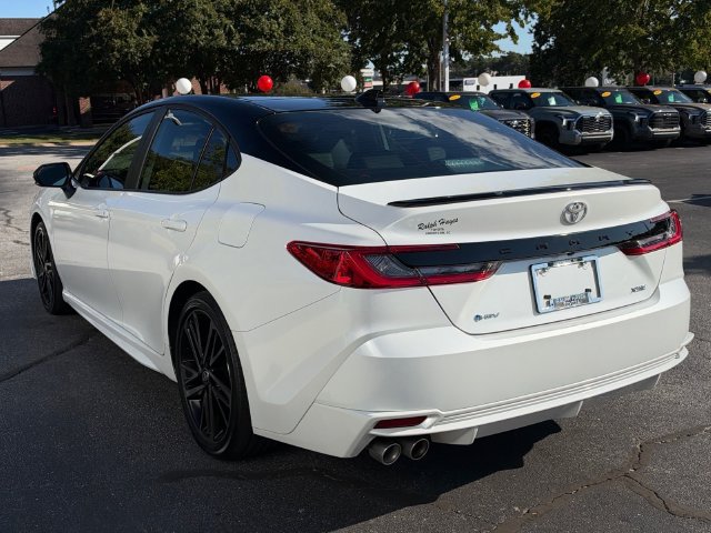 Used 2025 Toyota Camry XSE FWD image 5