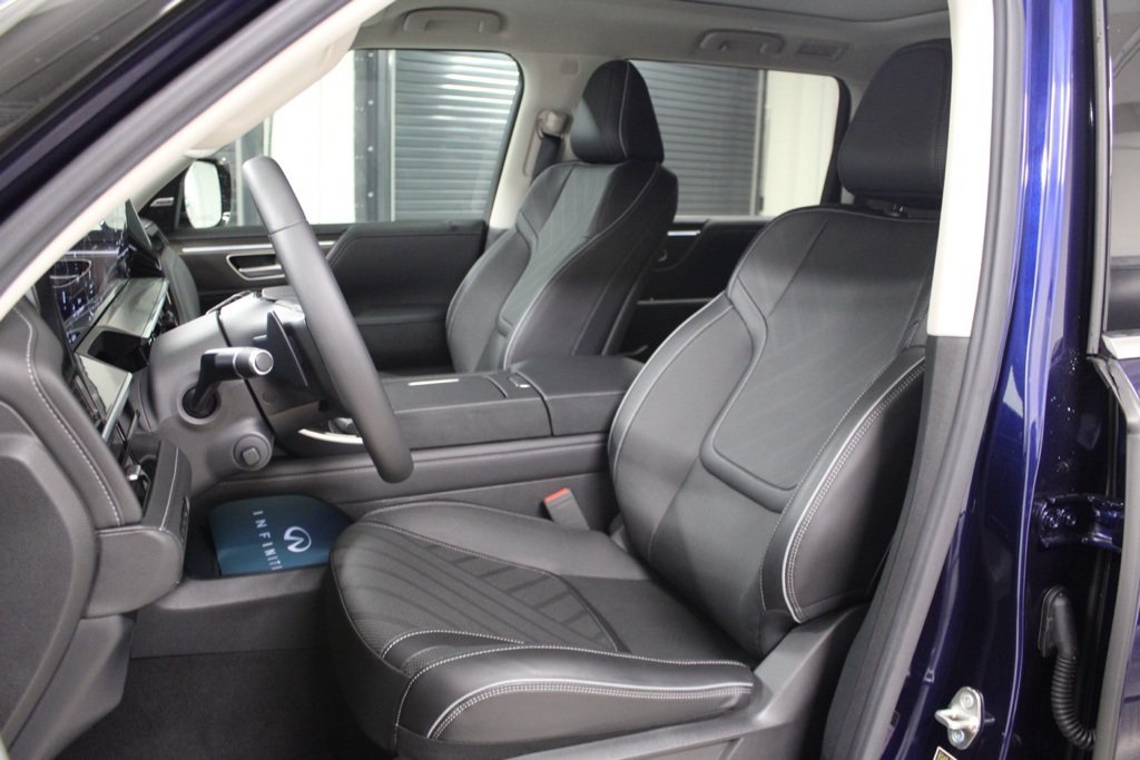 New 2025 INFINITI QX80 Luxe AWD/4WD image 5