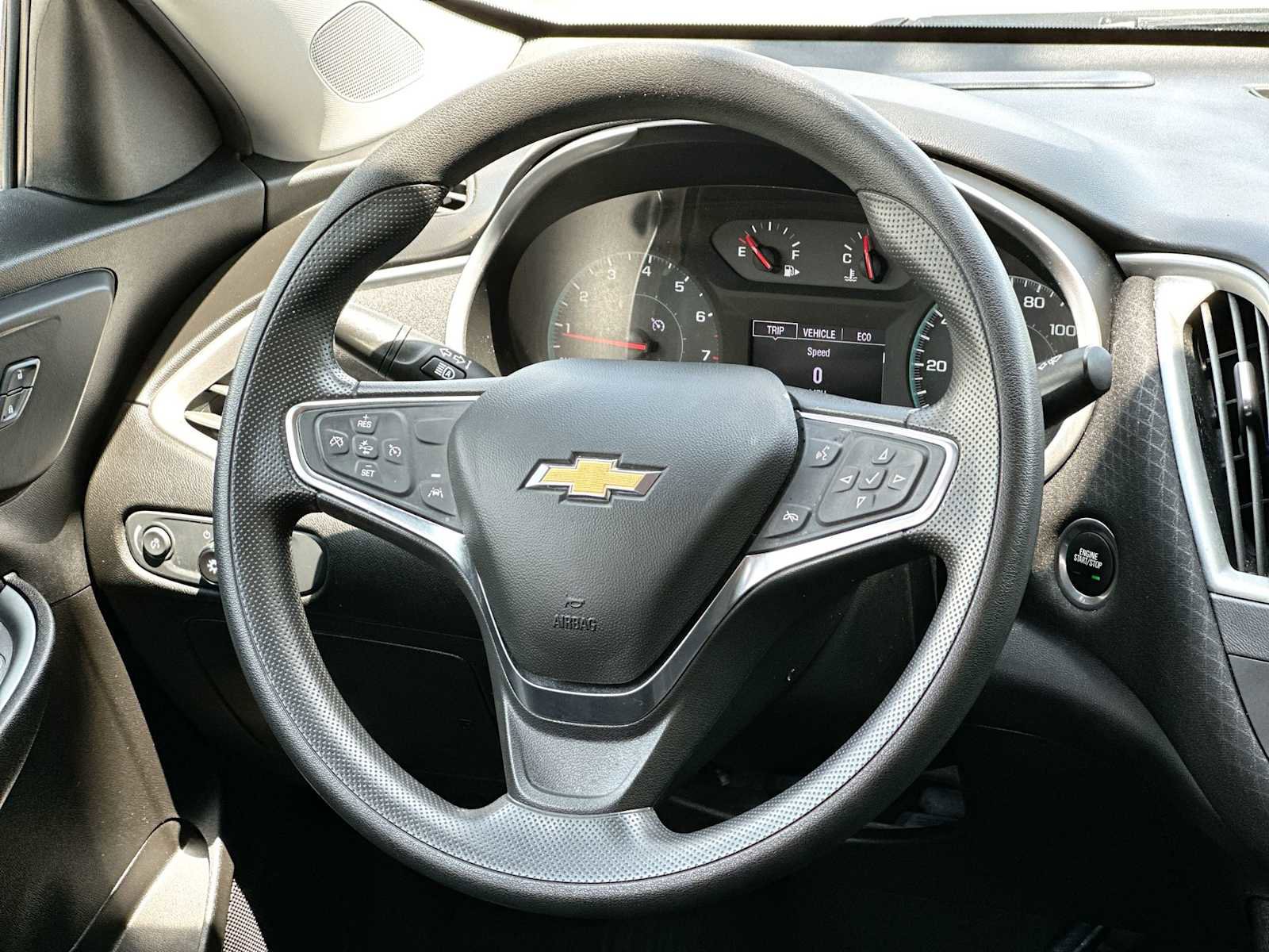 Used 2025 Chevrolet Malibu LS FWD image 27
