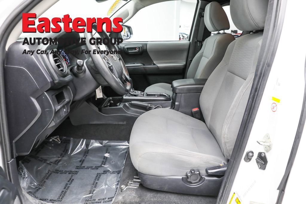 Used 2019 Toyota Tacoma SR image 14