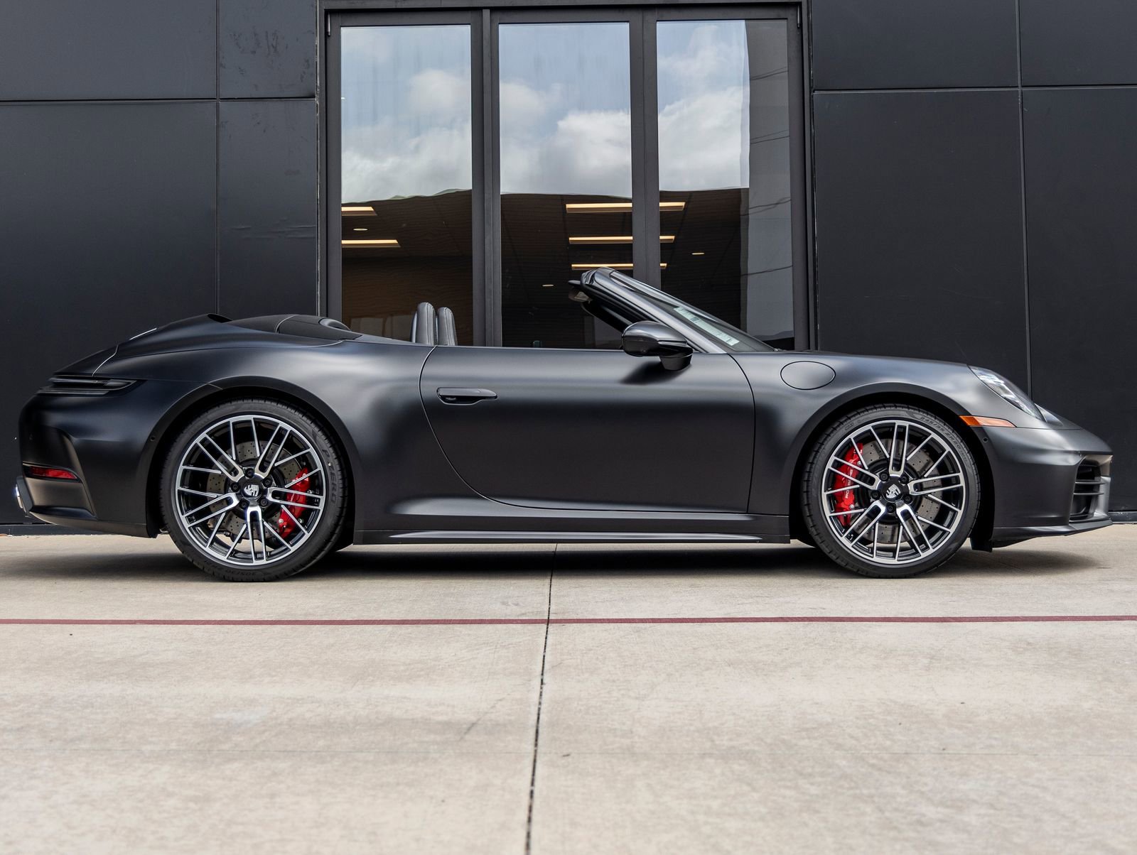 New 2026 Porsche 911 Carrera 4S image 13