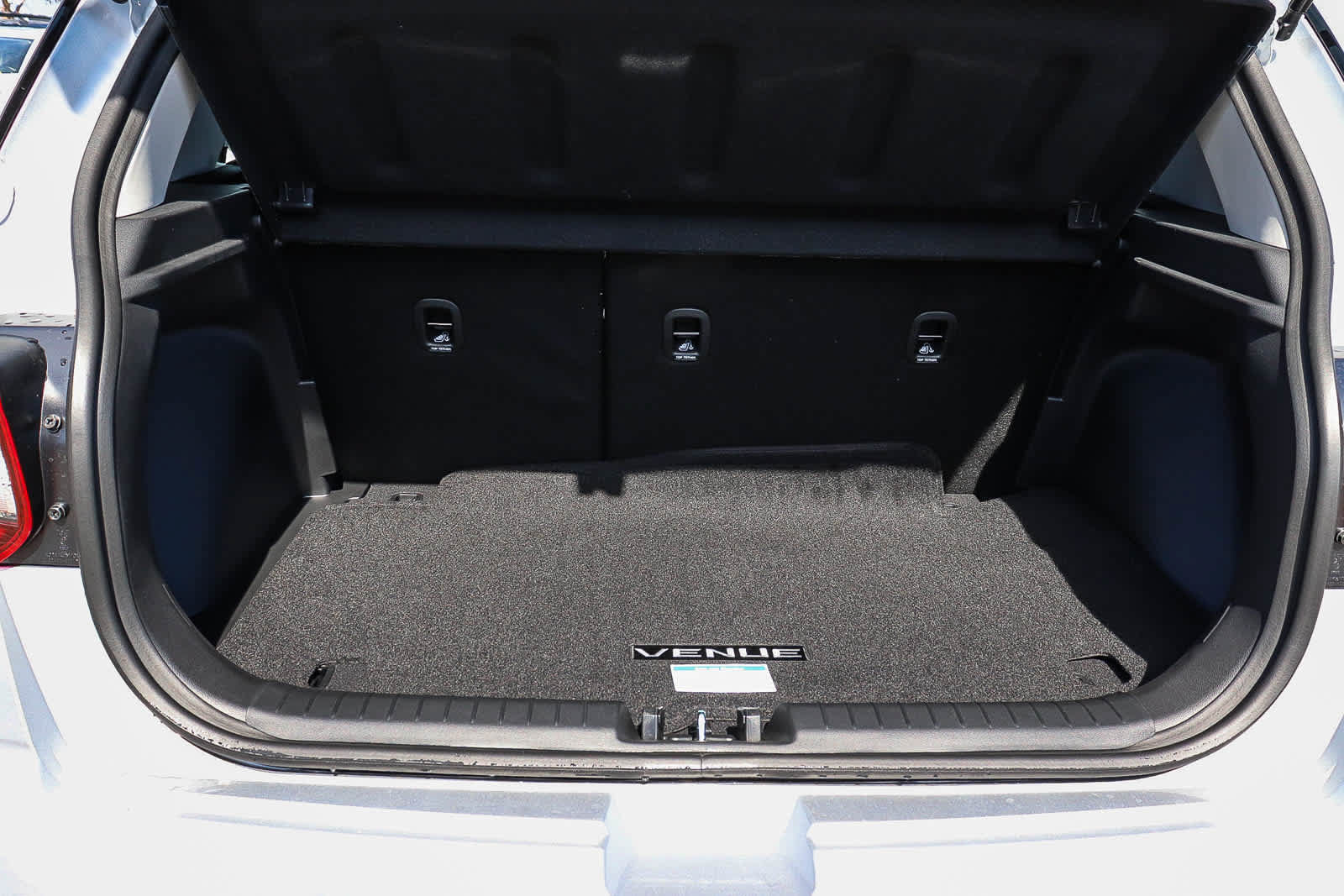 New 2026 Hyundai Venue SEL FWD image 17