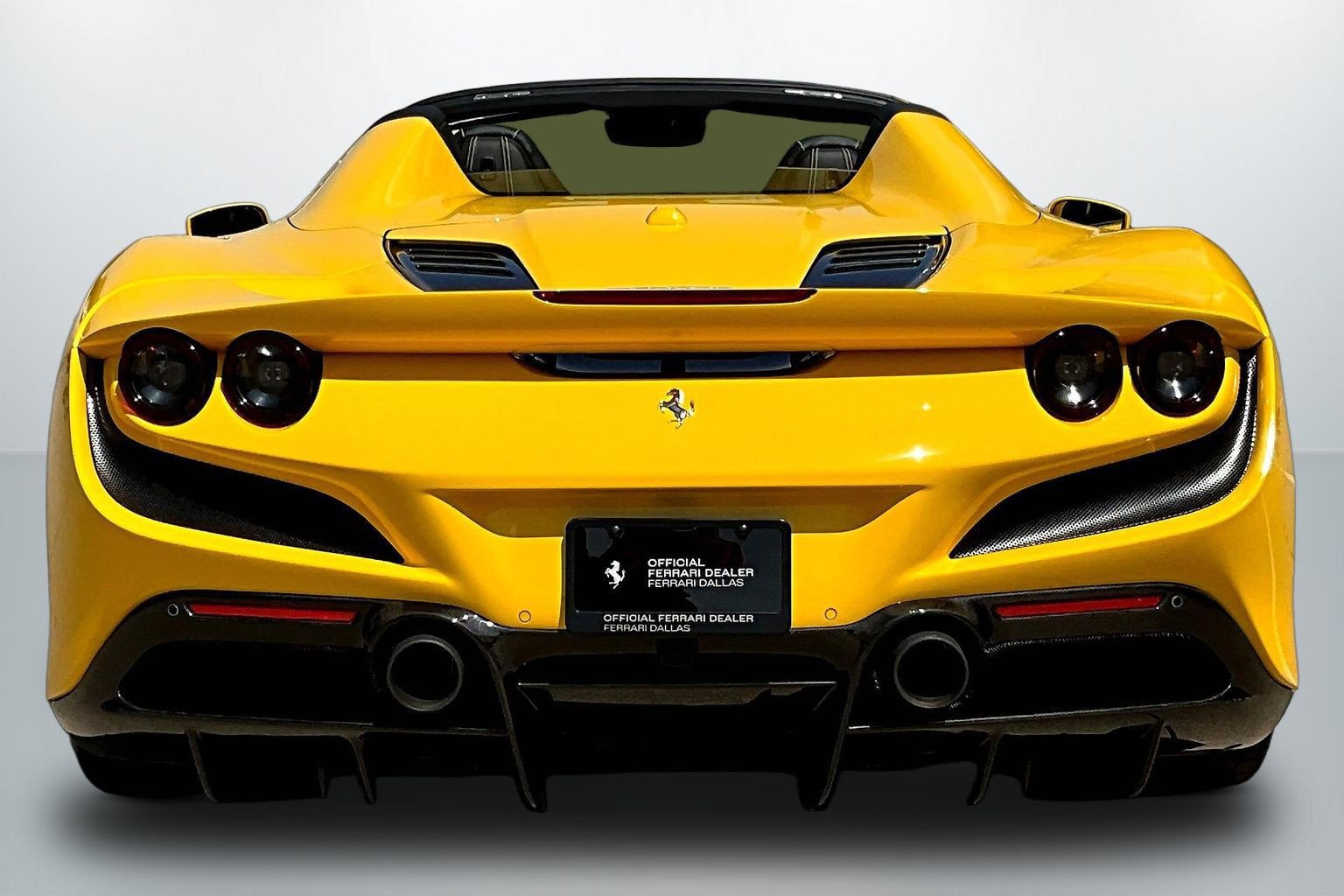 Certified 2022 Ferrari F8 Spider RWD image 6