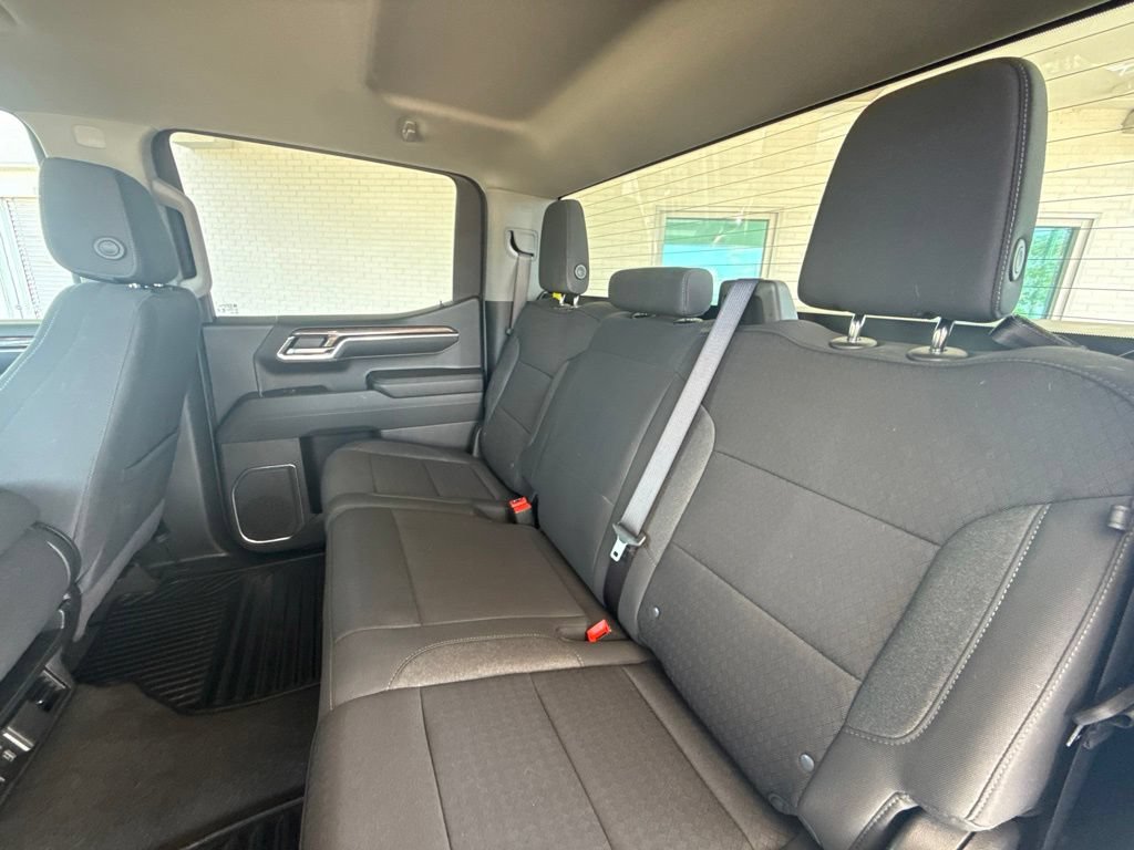 Used 2024 Chevrolet Silverado 1500 LT AWD/4WD image 43