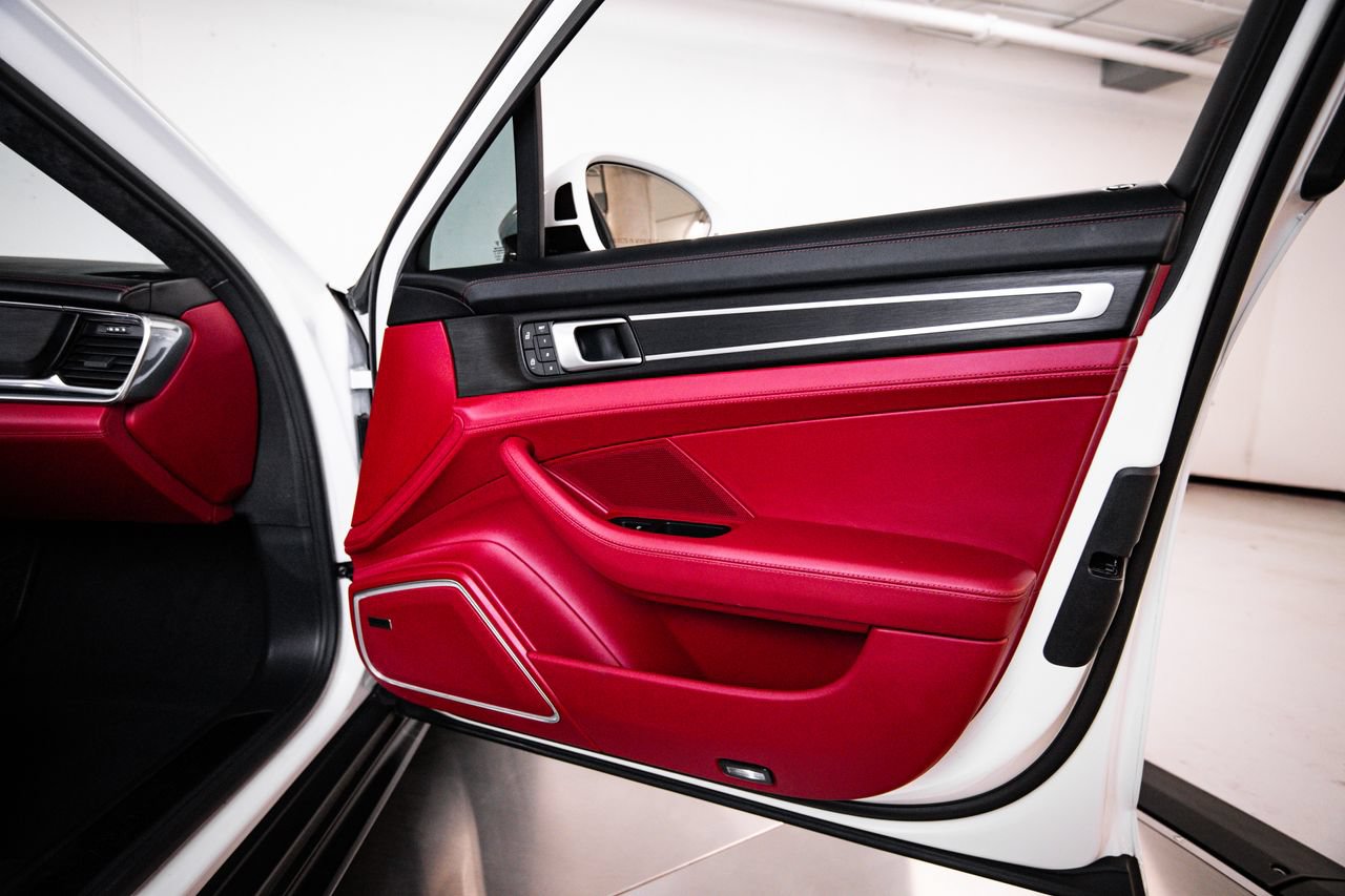 Certified 2022 Porsche Panamera GTS AWD/4WD image 26