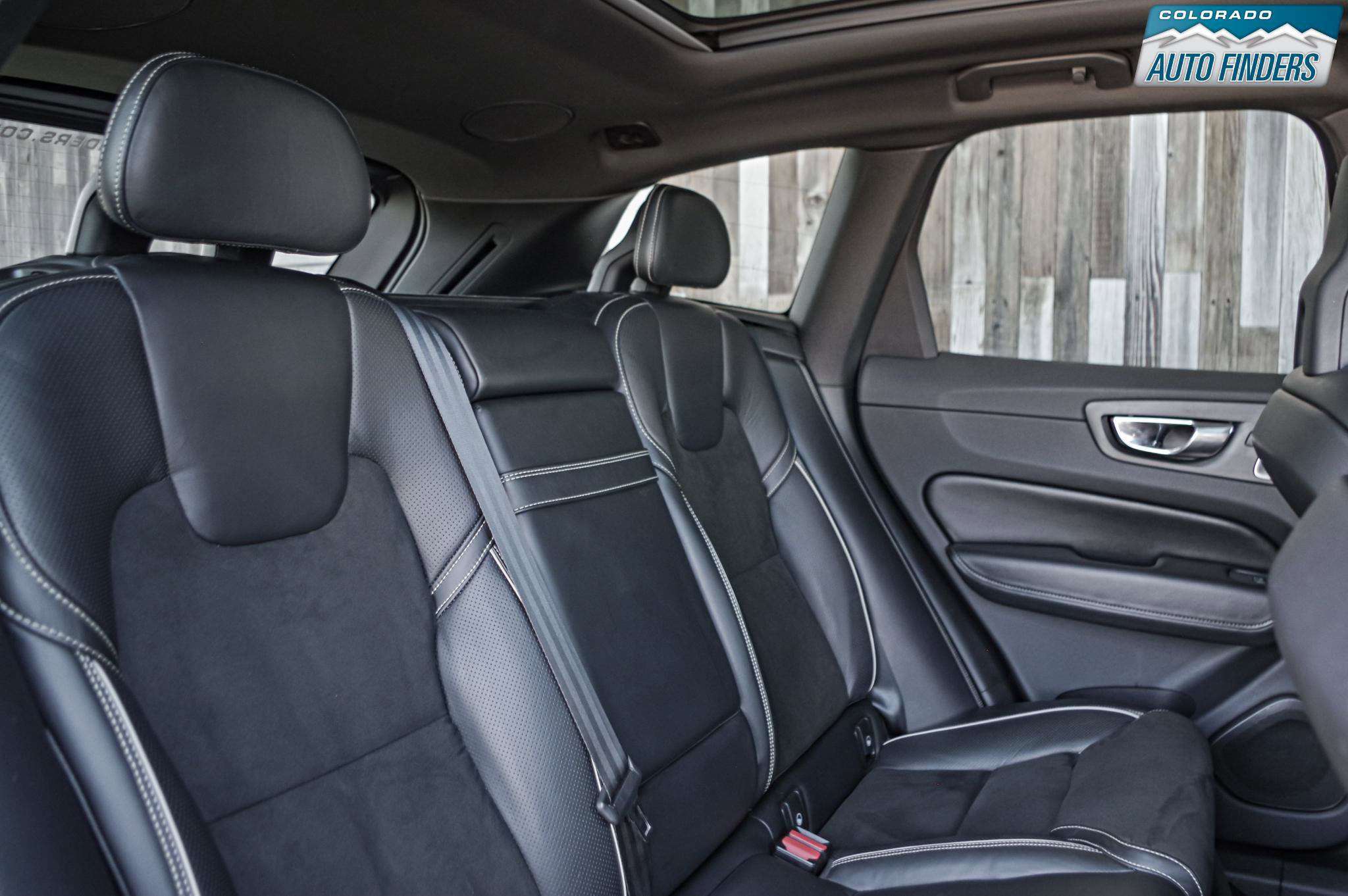 Used 2018 Volvo XC60 T6 R-Design w/ Convenience Package AWD/4WD image 23