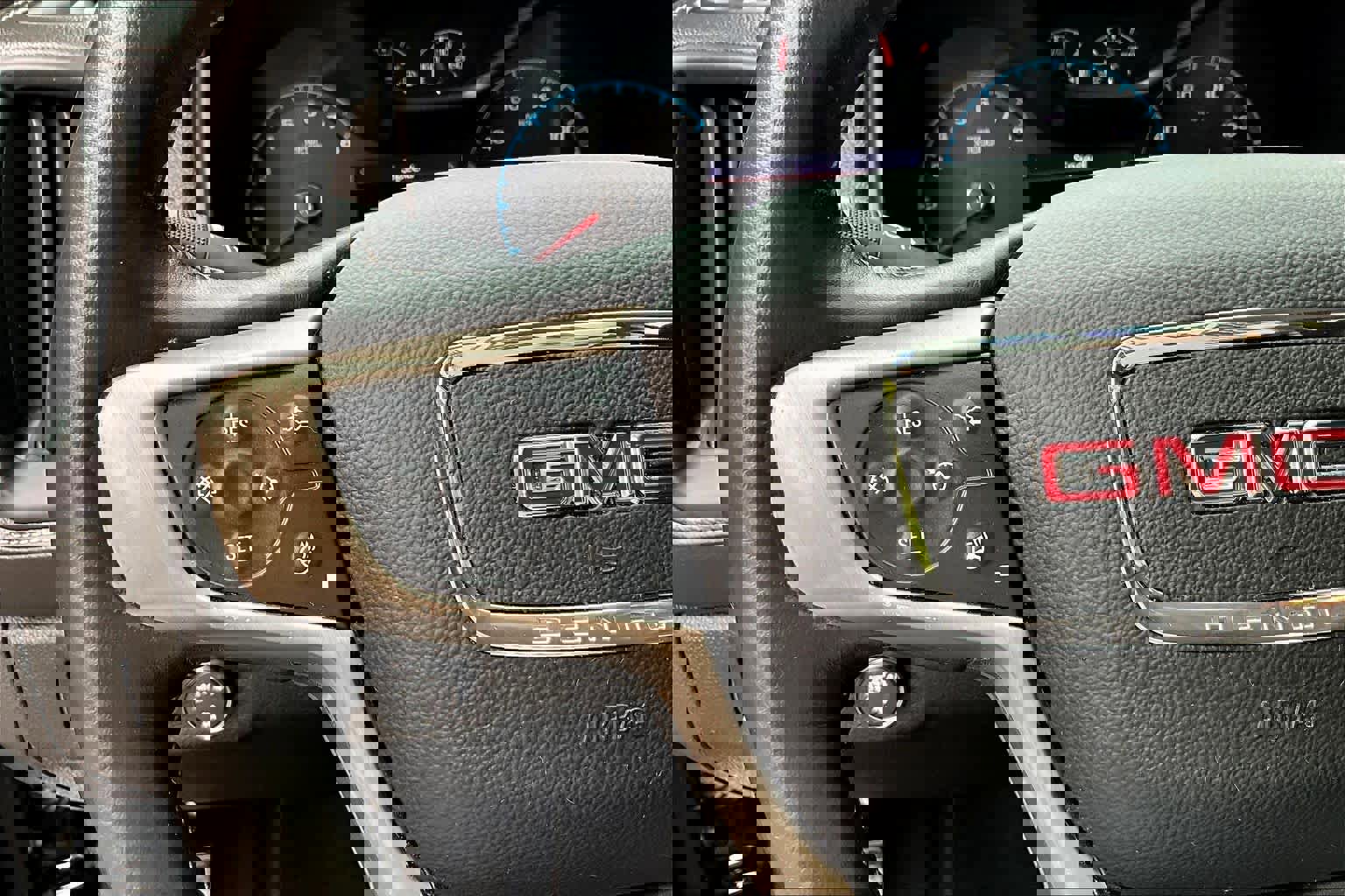 Used 2019 GMC Canyon Denali image 23