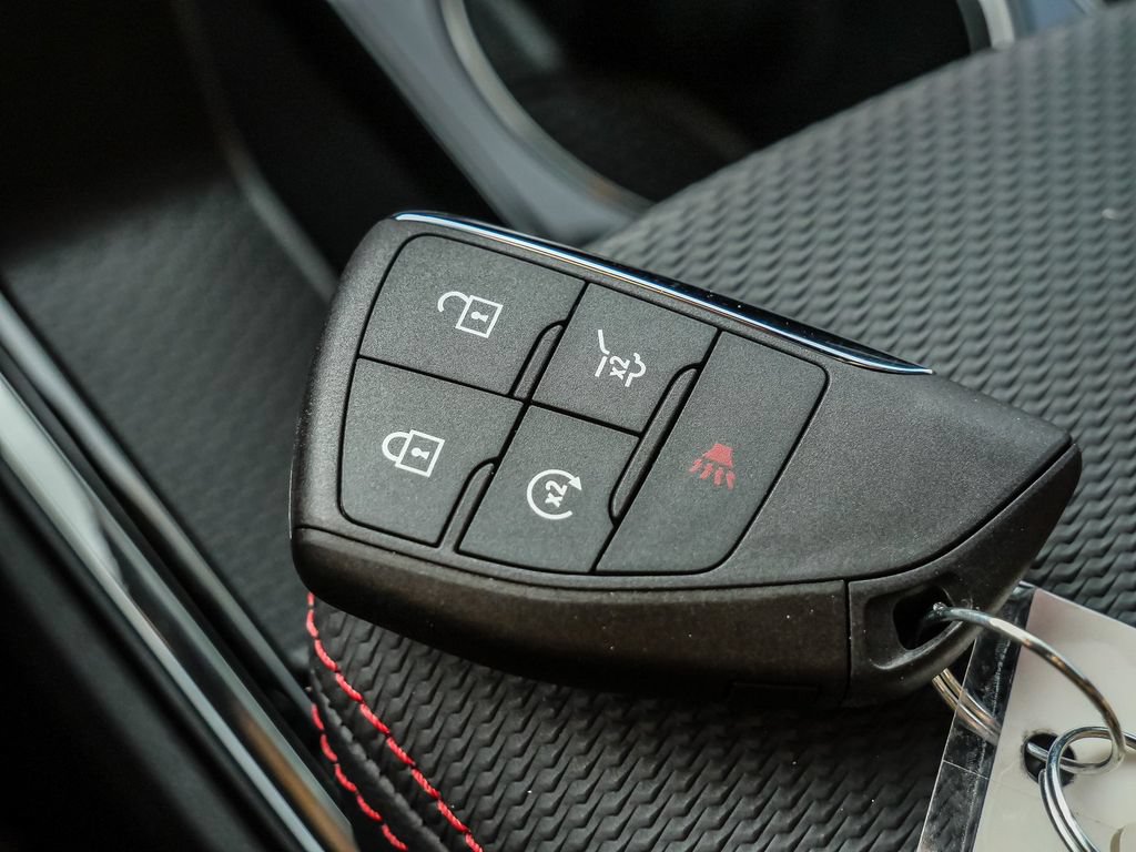 New 2027 Chevrolet Equinox RS w/ Safety and Technology Package FWD image 40