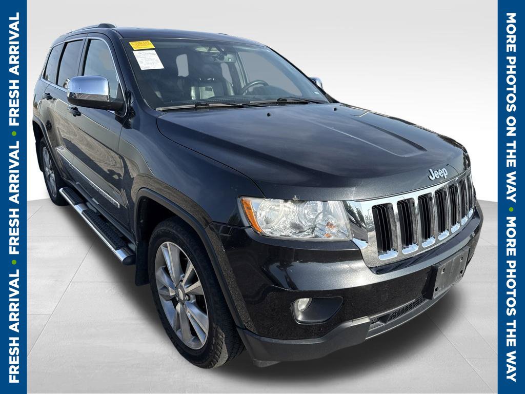 Used 2013 Jeep Grand Cherokee Laredo AWD/4WD image 1
