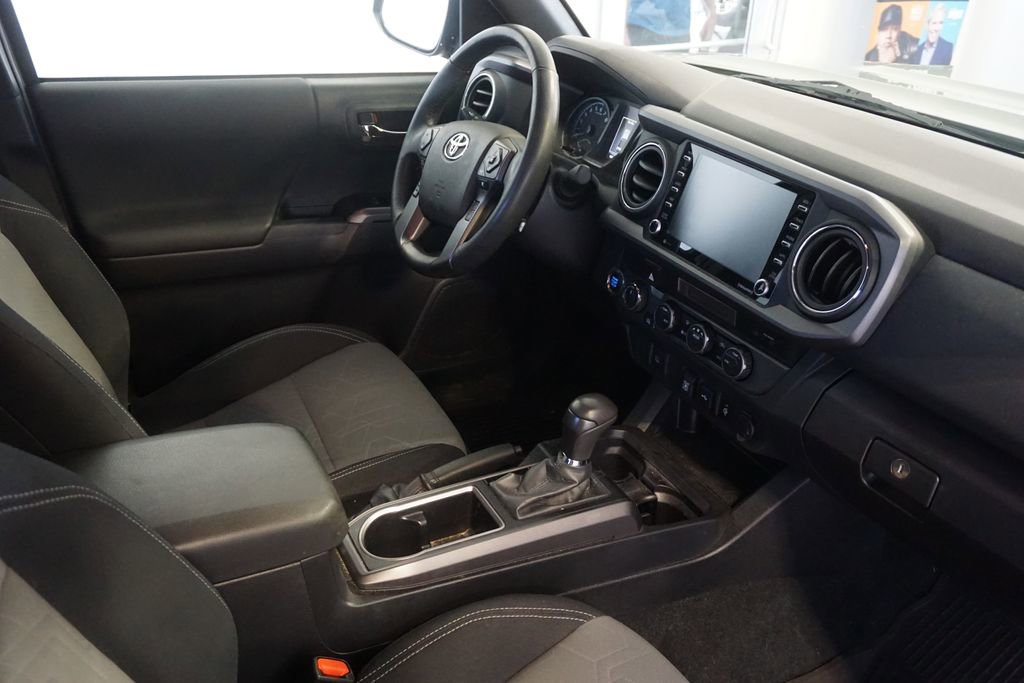 Used 2023 Toyota Tacoma TRD Sport w/ Black Out Package (TMS) image 21