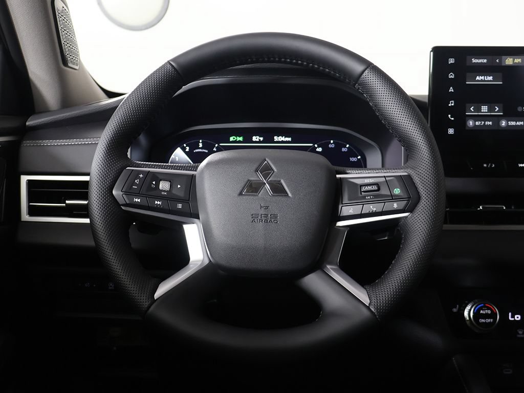 New 2026 Mitsubishi Outlander SE FWD image 40