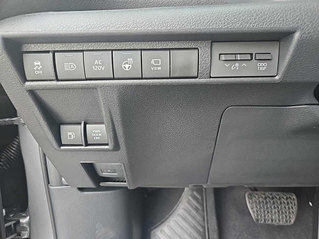 New 2026 Toyota Sienna Platinum AWD/4WD image 19