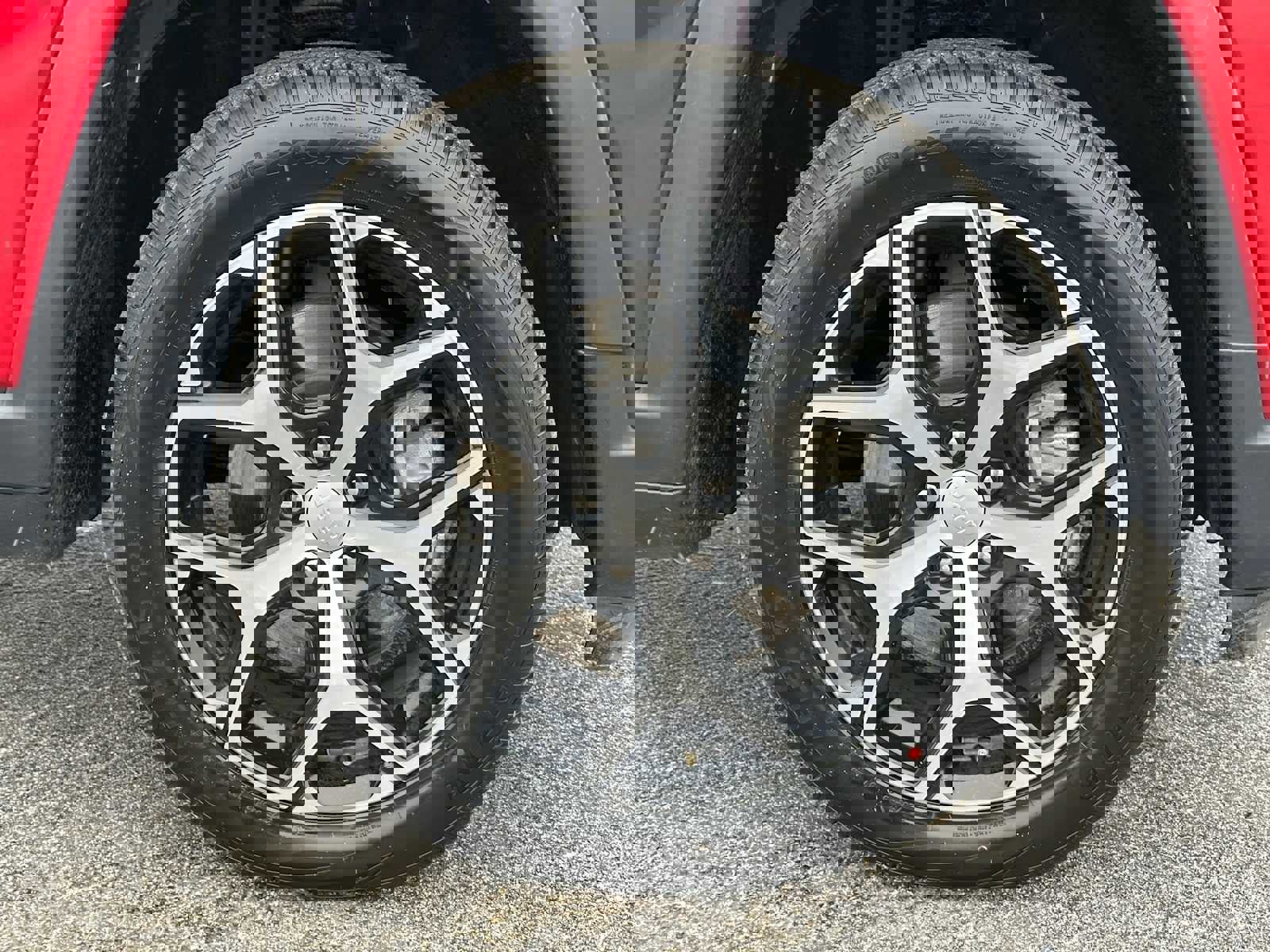 Used 2024 Jeep Compass Limited image 9