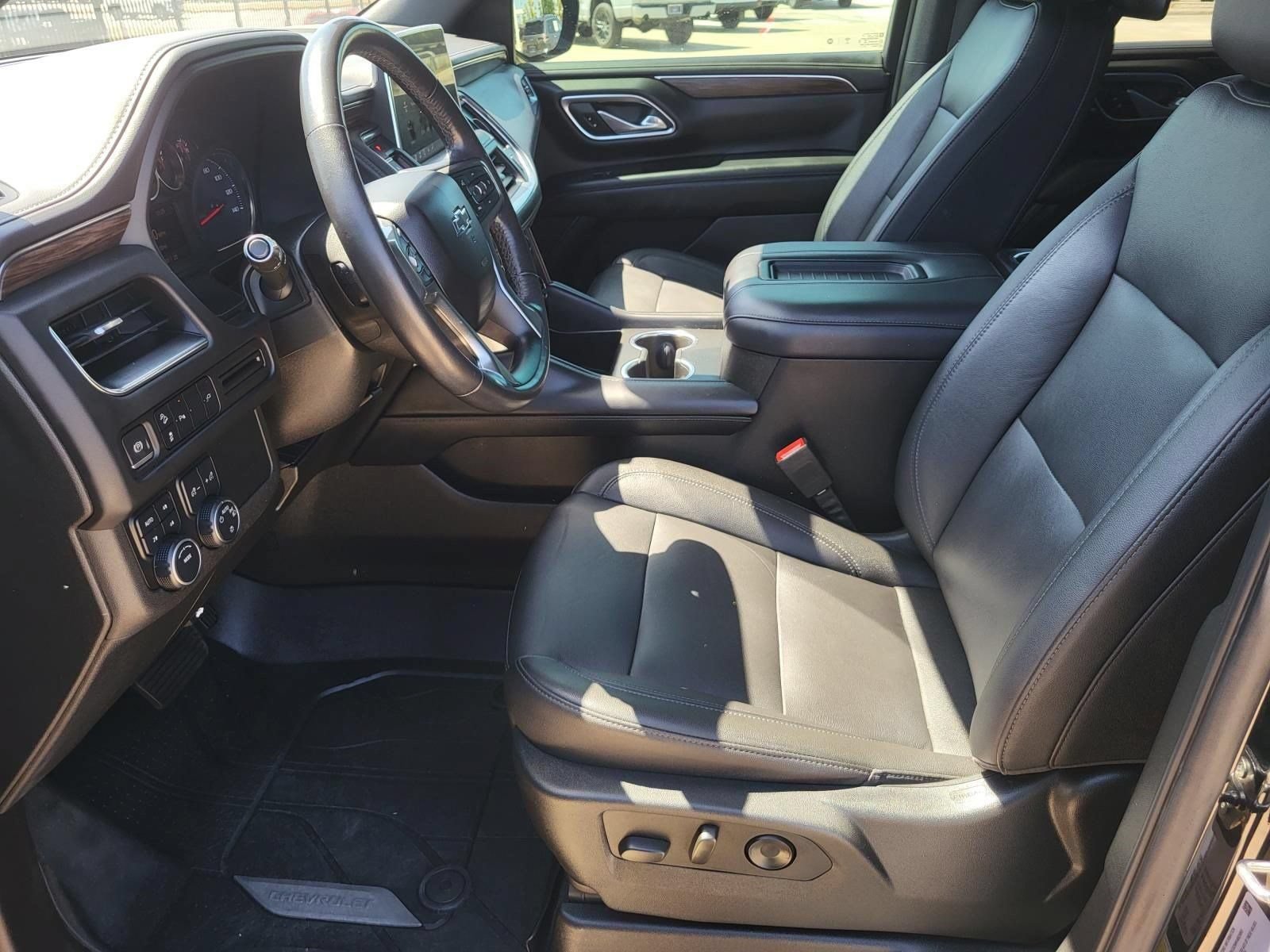 Used 2021 Chevrolet Tahoe Z71 w/ Rear Media and Nav Package AWD/4WD image 27