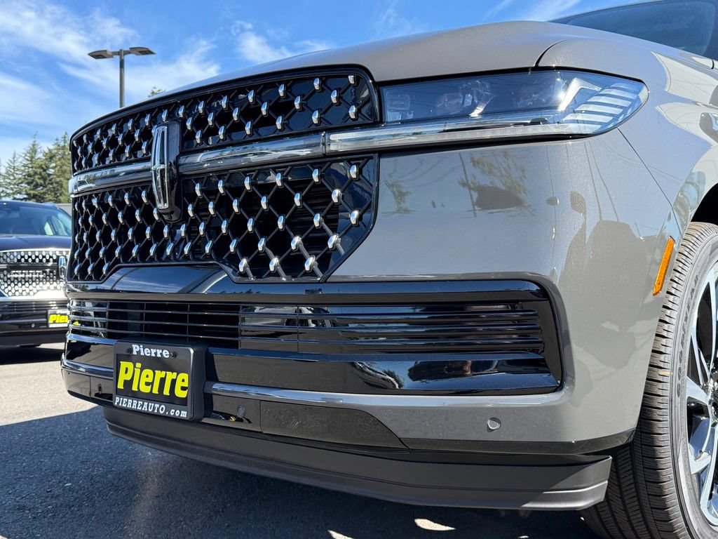 New 2027 Lincoln Navigator Black Label AWD/4WD image 38