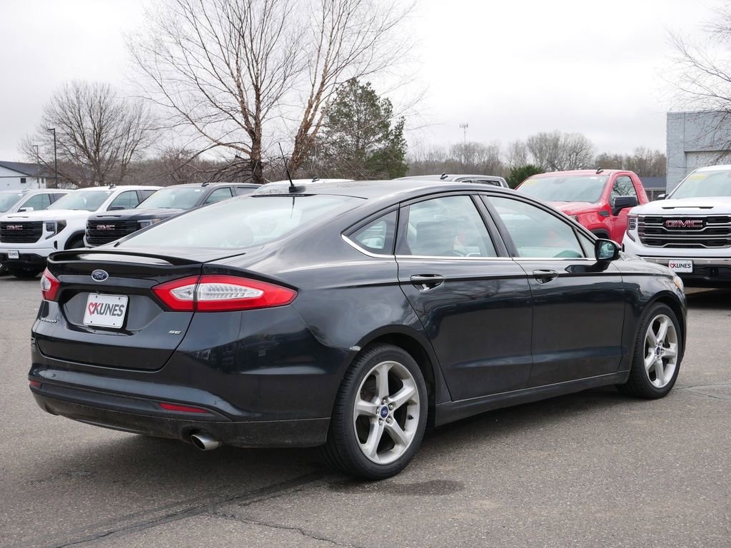 Used 2015 Ford Fusion SE w/ Equipment Group 201A image 7