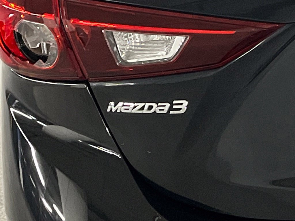 Used 2014 MAZDA MAZDA3 i Touring FWD image 32