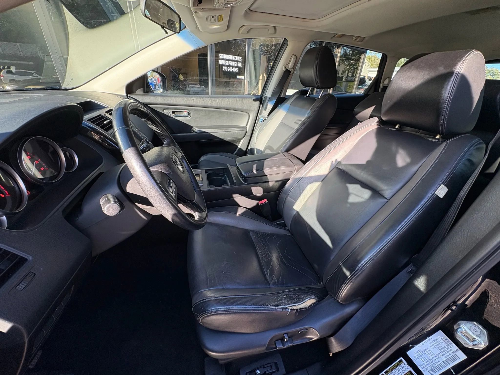 Used 2011 MAZDA CX-9 Touring w/ Moonroof & Bose Audio Pkg image 12