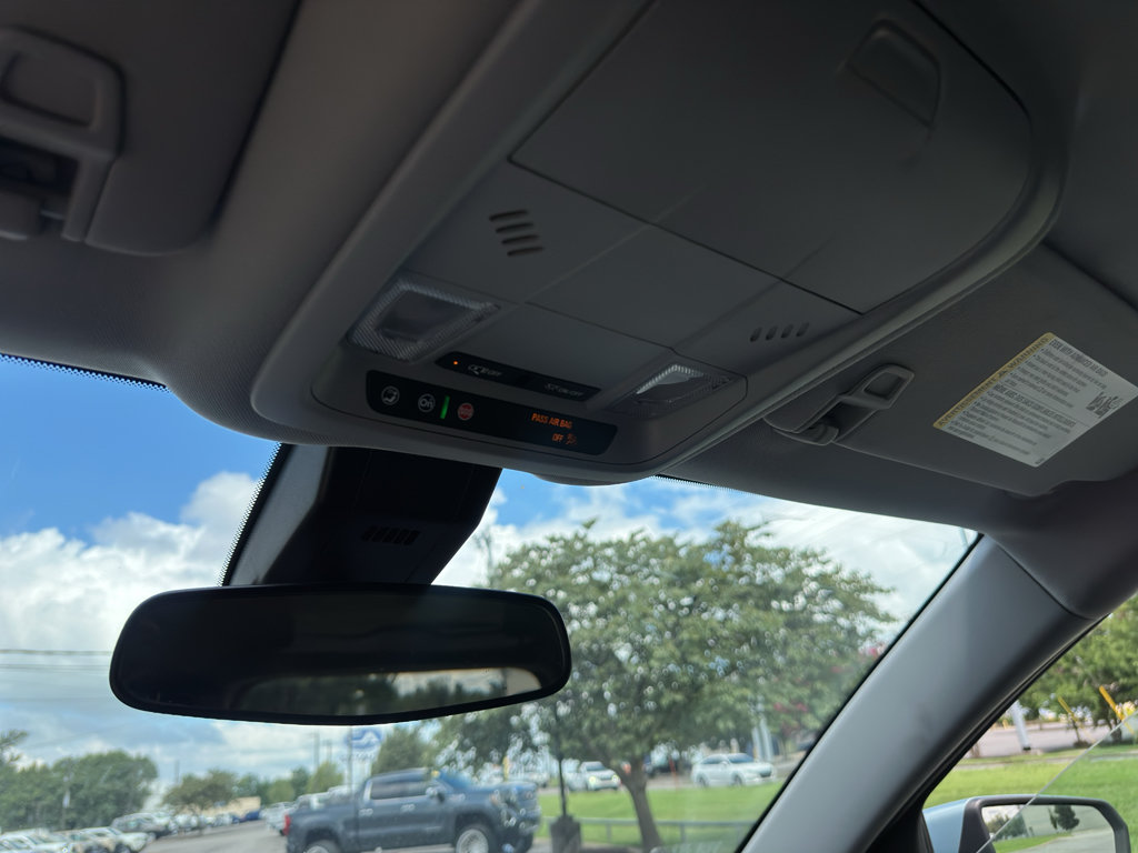 Used 2022 Chevrolet Equinox LT FWD image 22