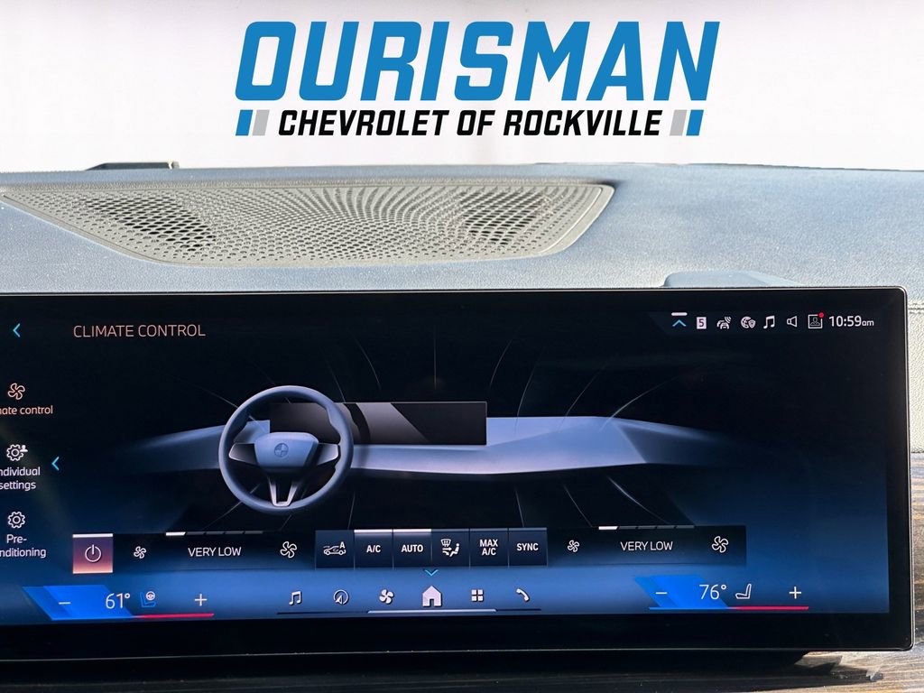 Used 2024 BMW X7 xDrive40i w/ Premium Package image 14