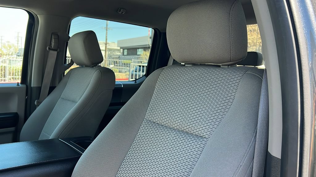 Certified 2018 Ford F250 XLT w/ XLT Premium Package AWD/4WD image 12