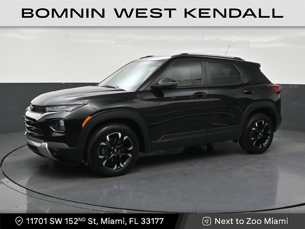 Used 2023 Chevrolet TrailBlazer LT FWD image 1