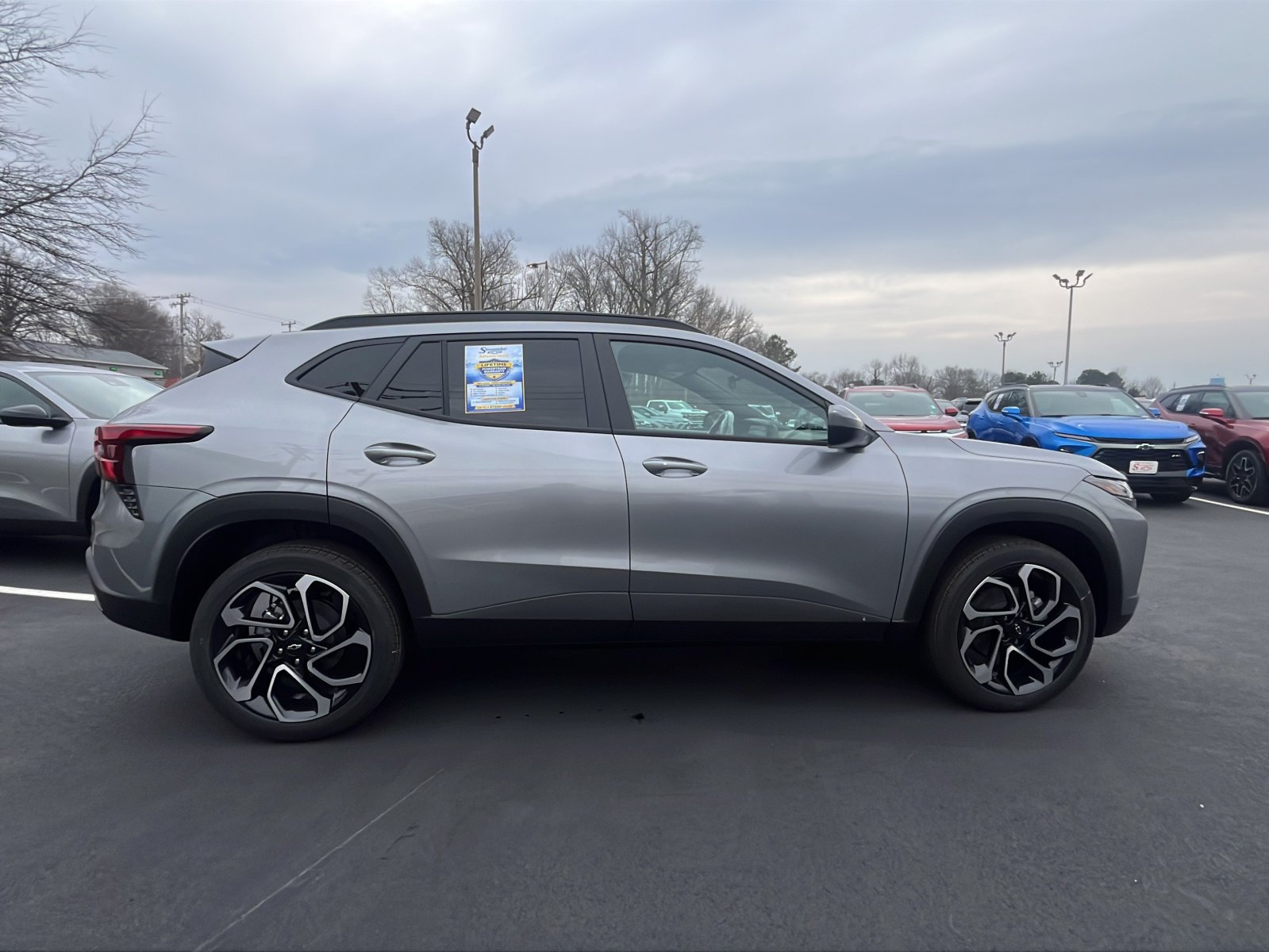New 2026 Chevrolet Trax RS FWD image 6