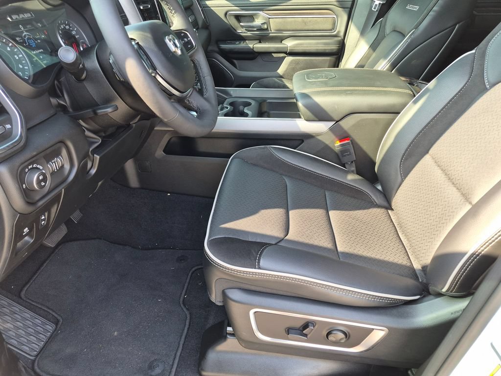 Used 2026 RAM 1500 Laramie w/ Laramie Preferred Package AWD/4WD image 15
